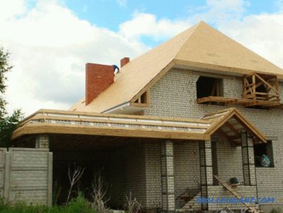 Samozamykacz dachowy - toczenie dachu