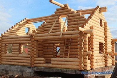 Dom z drewna - który jest lepszy niż bar lub kłoda do budowy