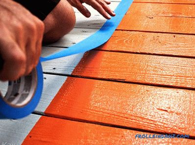 Jak pomalować drewnianą podłogę w domu w domku